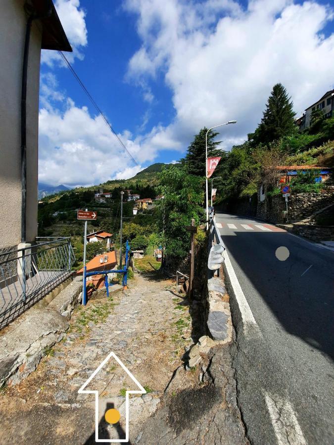 Вилла Casa Vacanze Da Oscar Триора Экстерьер фото